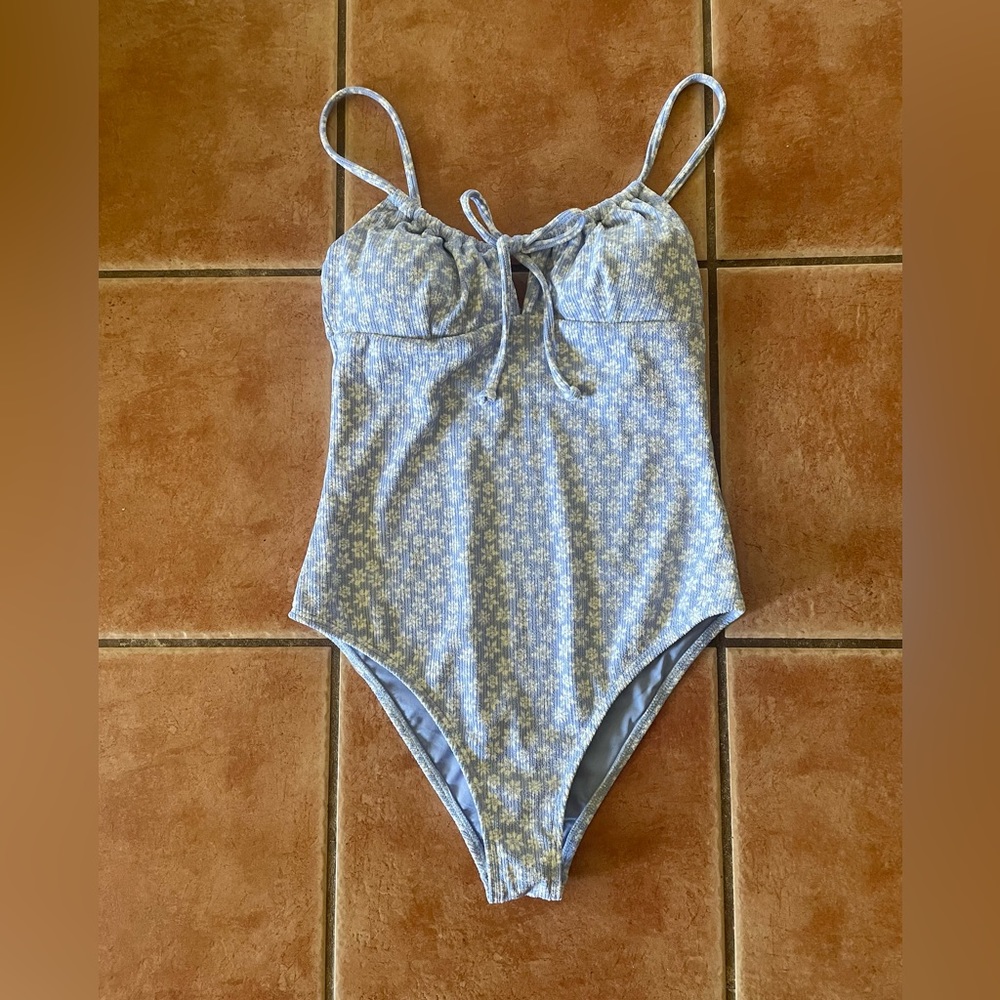 New Billabong women’s one piece